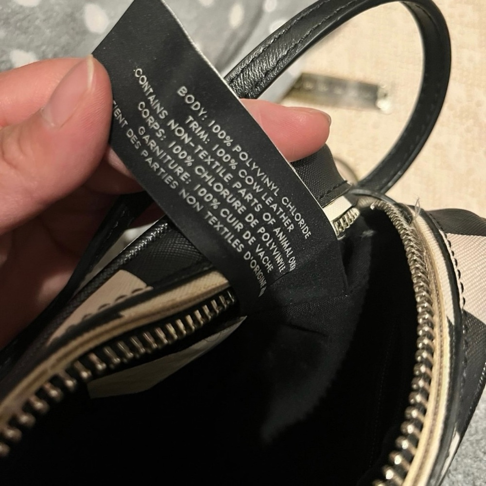 Marc By Marc Jacobs Unsmiley Sally Crossbody Bag !Rare! - Picture 9 of 9